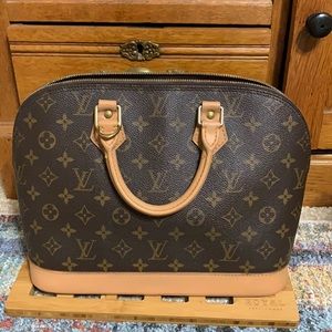 Authentic Louis Vuitton Alma